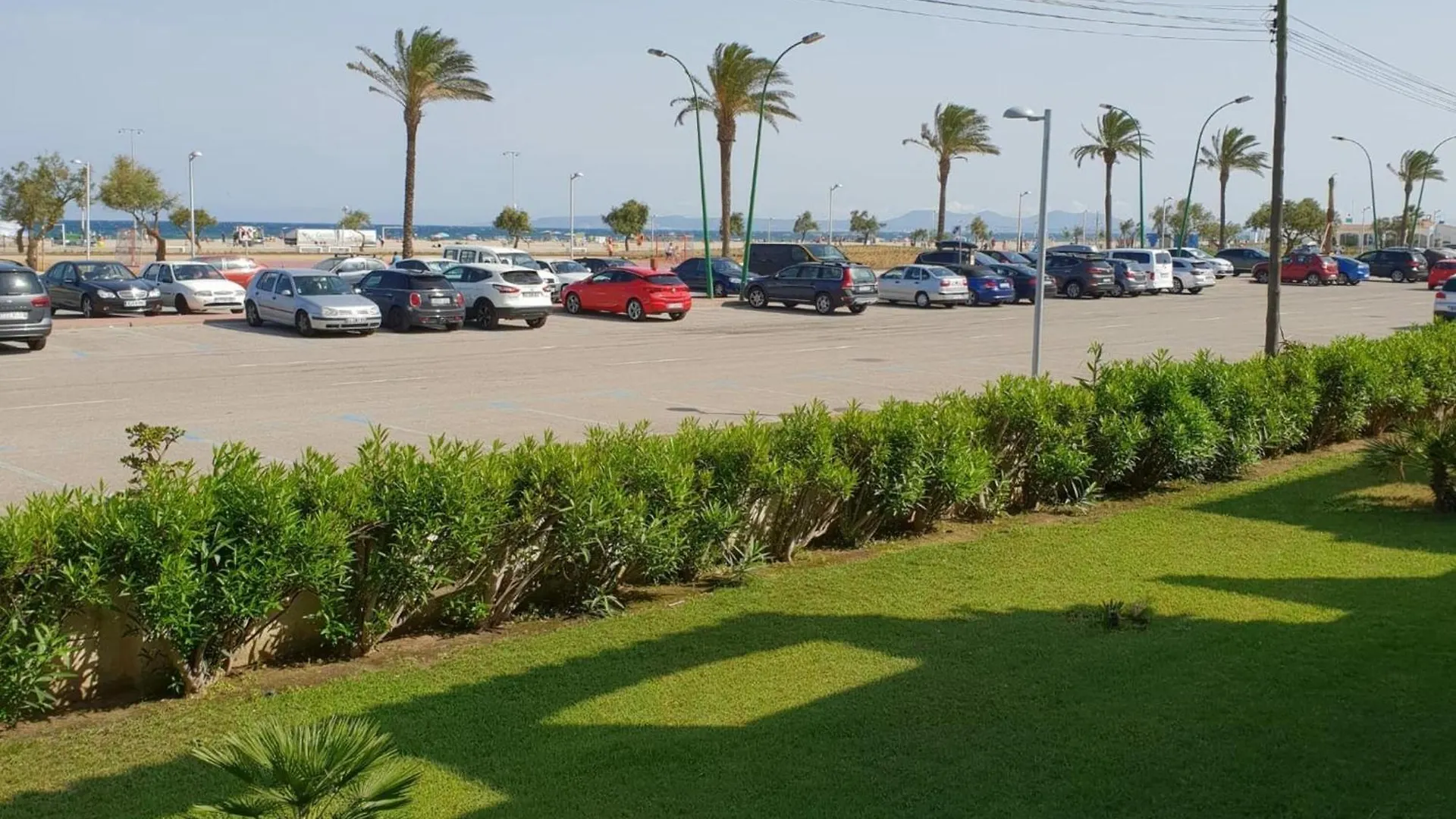 Vista Bahia 13 - Apartamento En Primera Linea De Mar A Pocos Metros Del Centro De Empuriabrava Con Aparcamiento. - Es-228-186