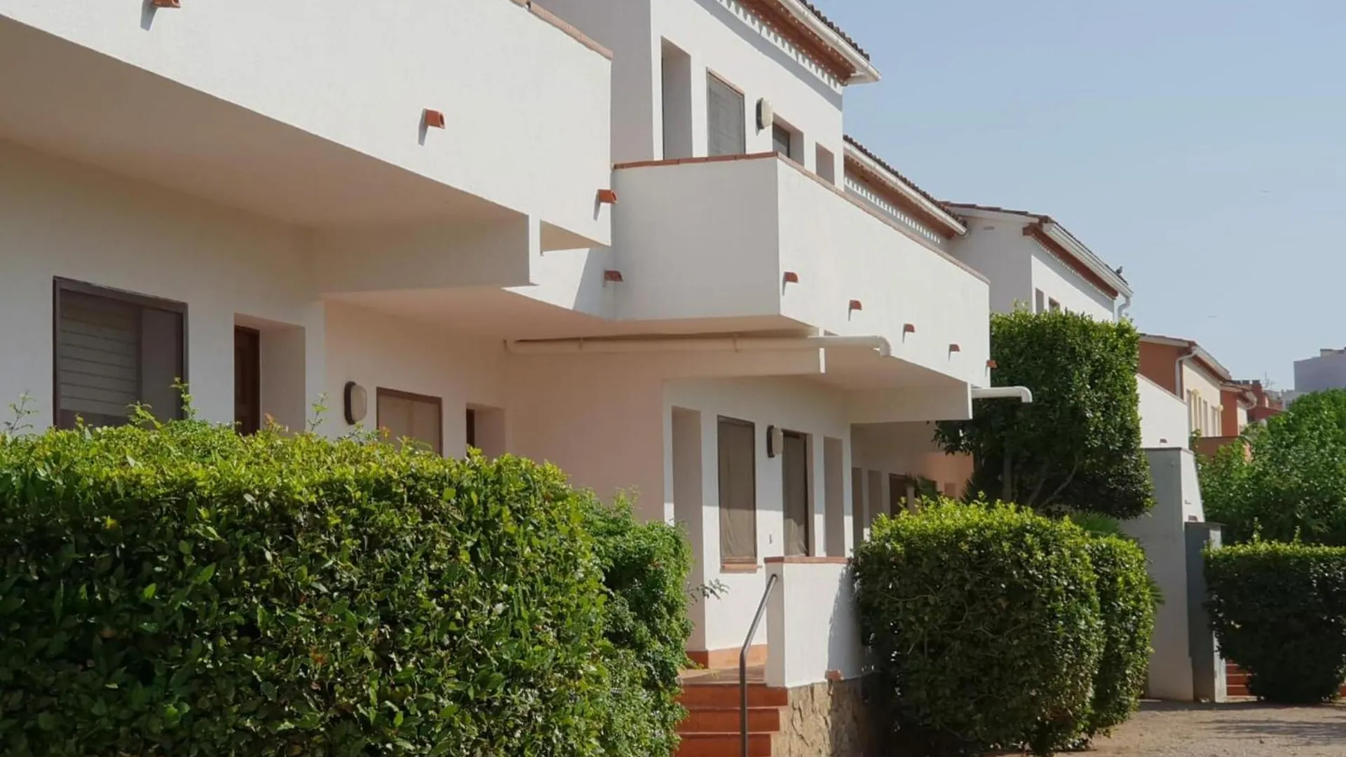 Vista Bahia 13 - Apartamento En Primera Linea De Mar A Pocos Metros Del Centro De Empuriabrava Con Aparcamiento. - Es-228-186 0*,  Spain
